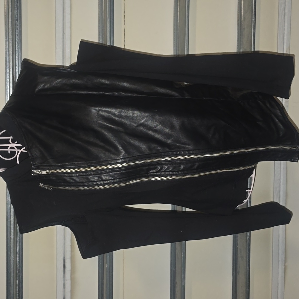 Blackmilk Cold Shoulder Jacket L